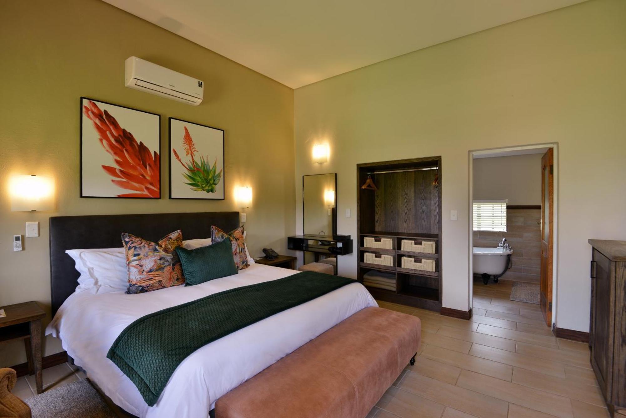 African Hills Safari Lodge & Spa 마갈리스버그 외부 사진