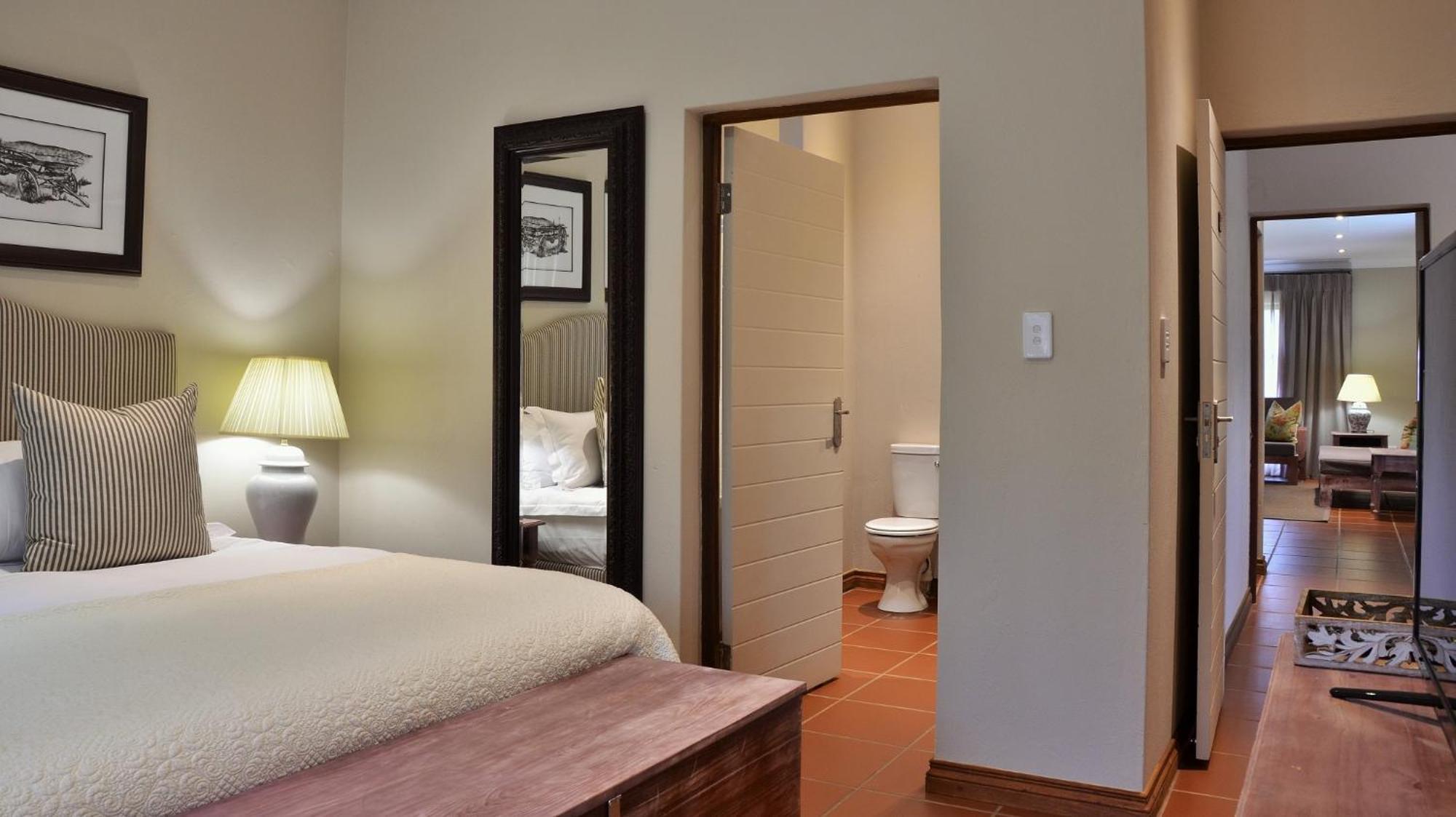African Hills Safari Lodge & Spa 마갈리스버그 객실 사진