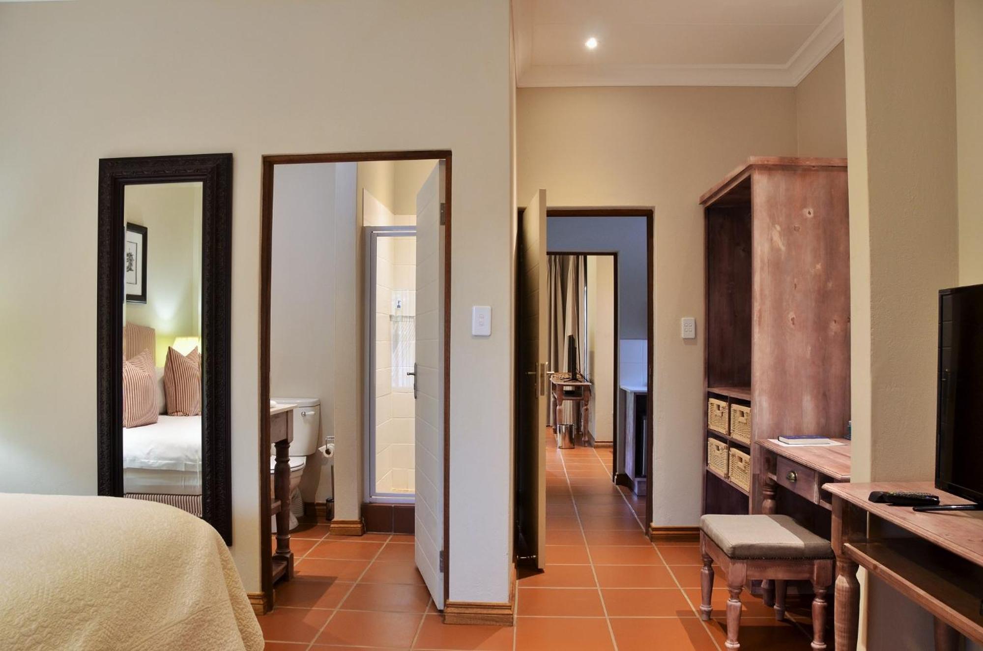 African Hills Safari Lodge & Spa 마갈리스버그 객실 사진